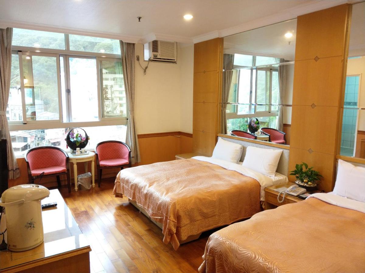 Jenq Yang Hotspring Hotel Zsenaj Kültér fotó