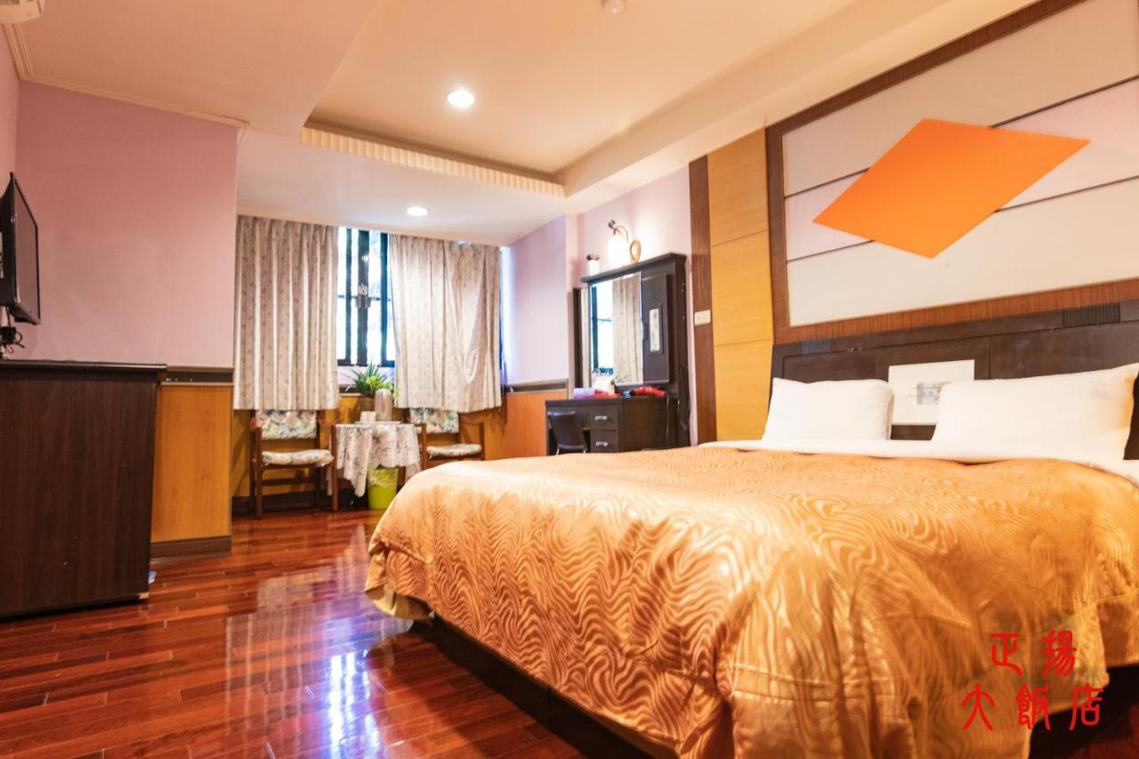 Jenq Yang Hotspring Hotel Zsenaj Kültér fotó